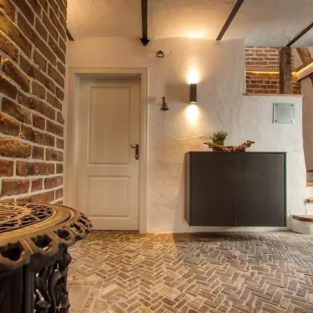 Michels Muehle - Pitt Sin Atelier