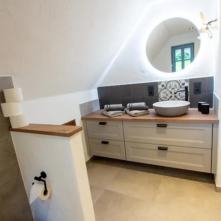 Michels Muehle - Pitt Sin Atelier Apartman *